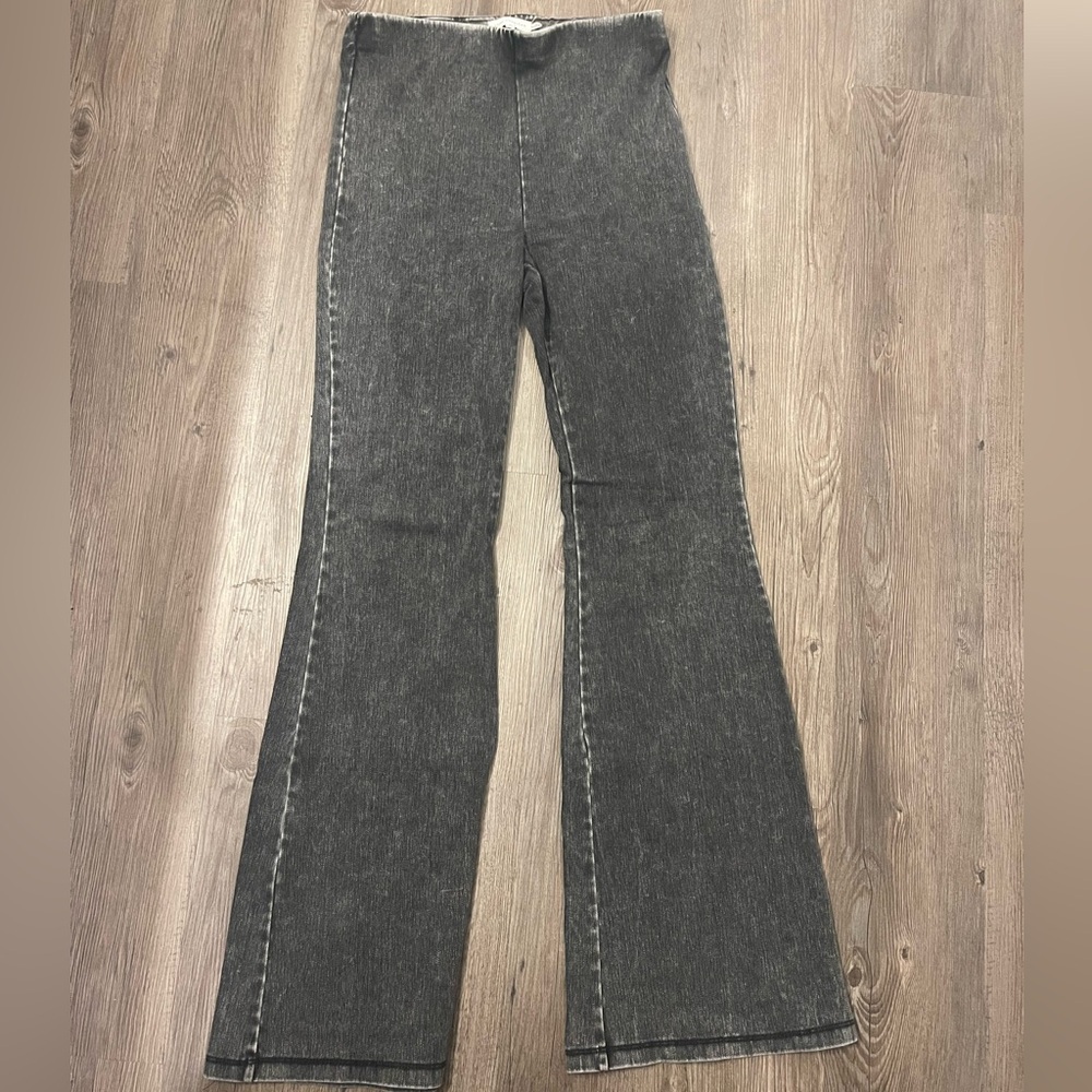 Good American Flare Jeans - Soft sculpt pull on jeans